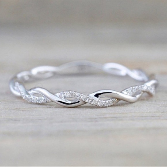 Jewelry - TWISTED 925 STERLING SILVER DIAMOND RING, CUTE RING, SHINY RING.